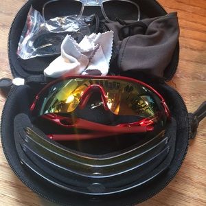 Hoter sun glasses with interchangeable lenses